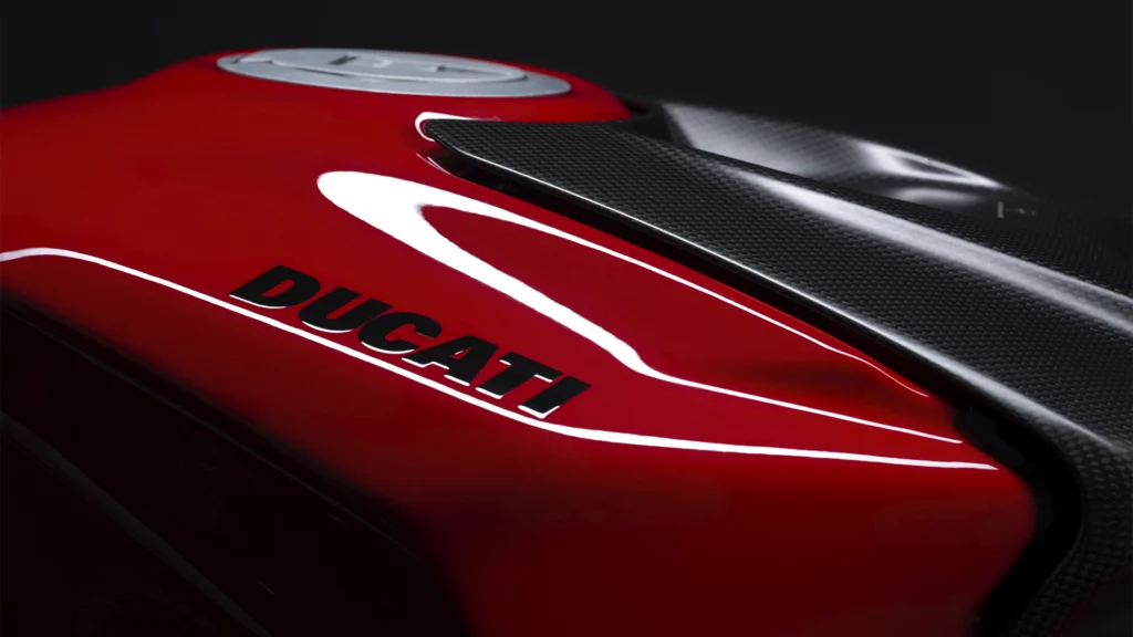 Réservoir Ducati Panigale V4 2025