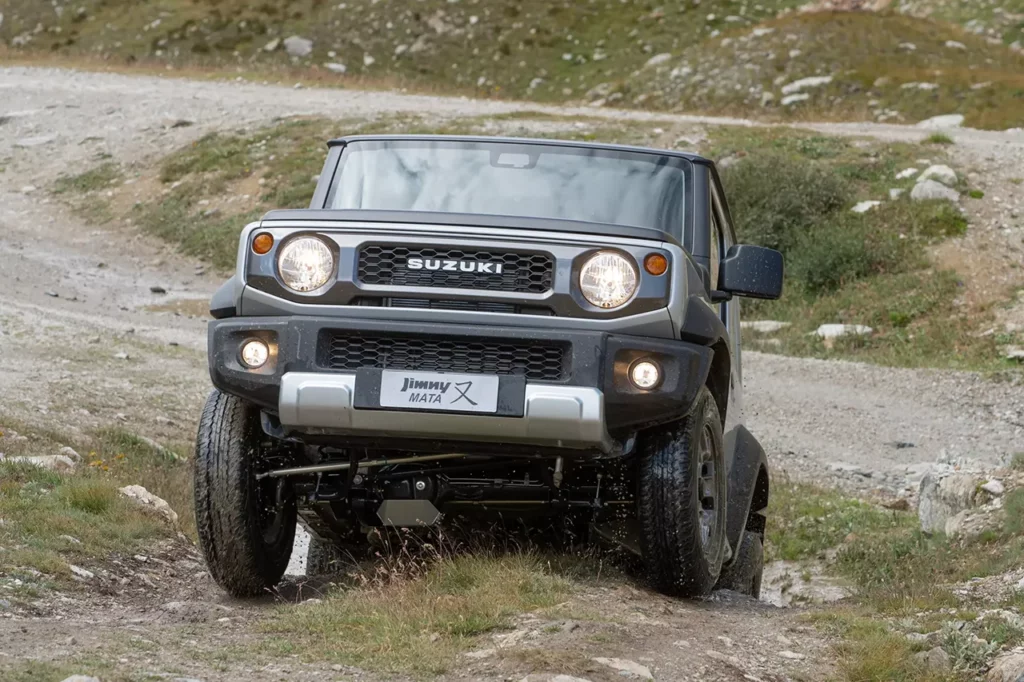 Jimny Mata franchissement