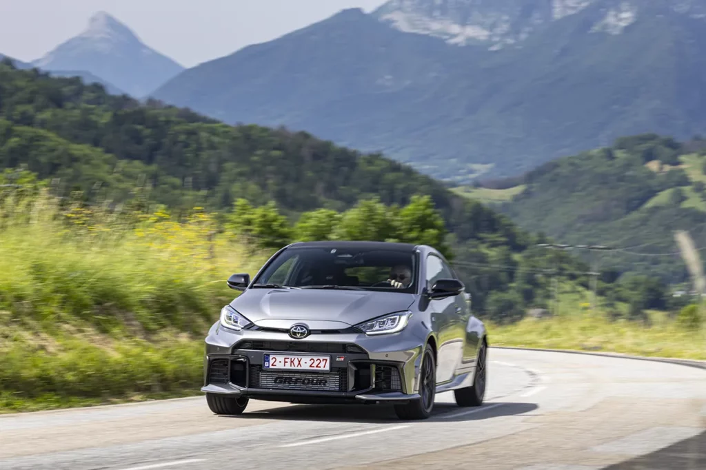 Essai toyota GR yaris 2024 sur la route