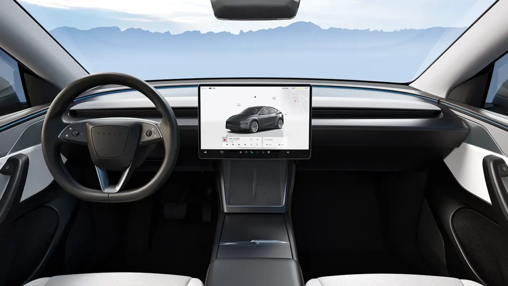 tesla model y juniper 2025 planche de bord